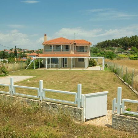 Magnificent Seascape Villa On A Secluded Beach Nea Moudania Ngoại thất bức ảnh